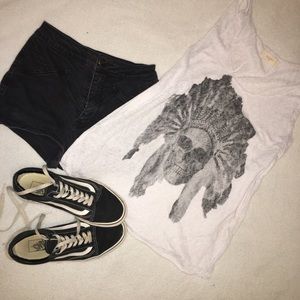 Sheer graphic tank size L